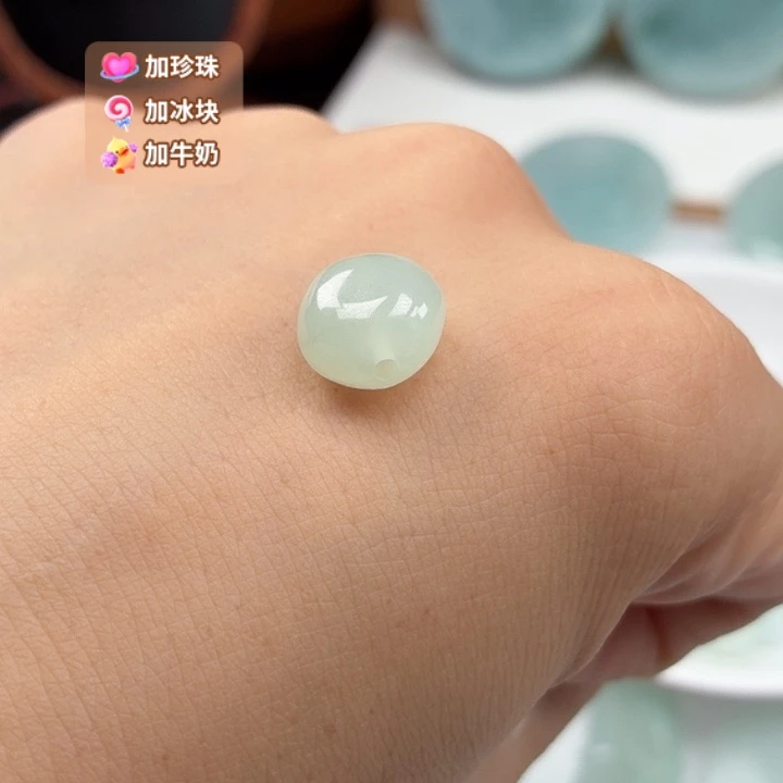 翡翠未镶嵌颈饰天然A货翡翠