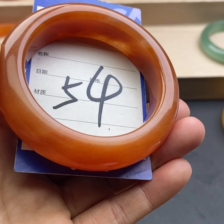 石英质玉未镶嵌手镯