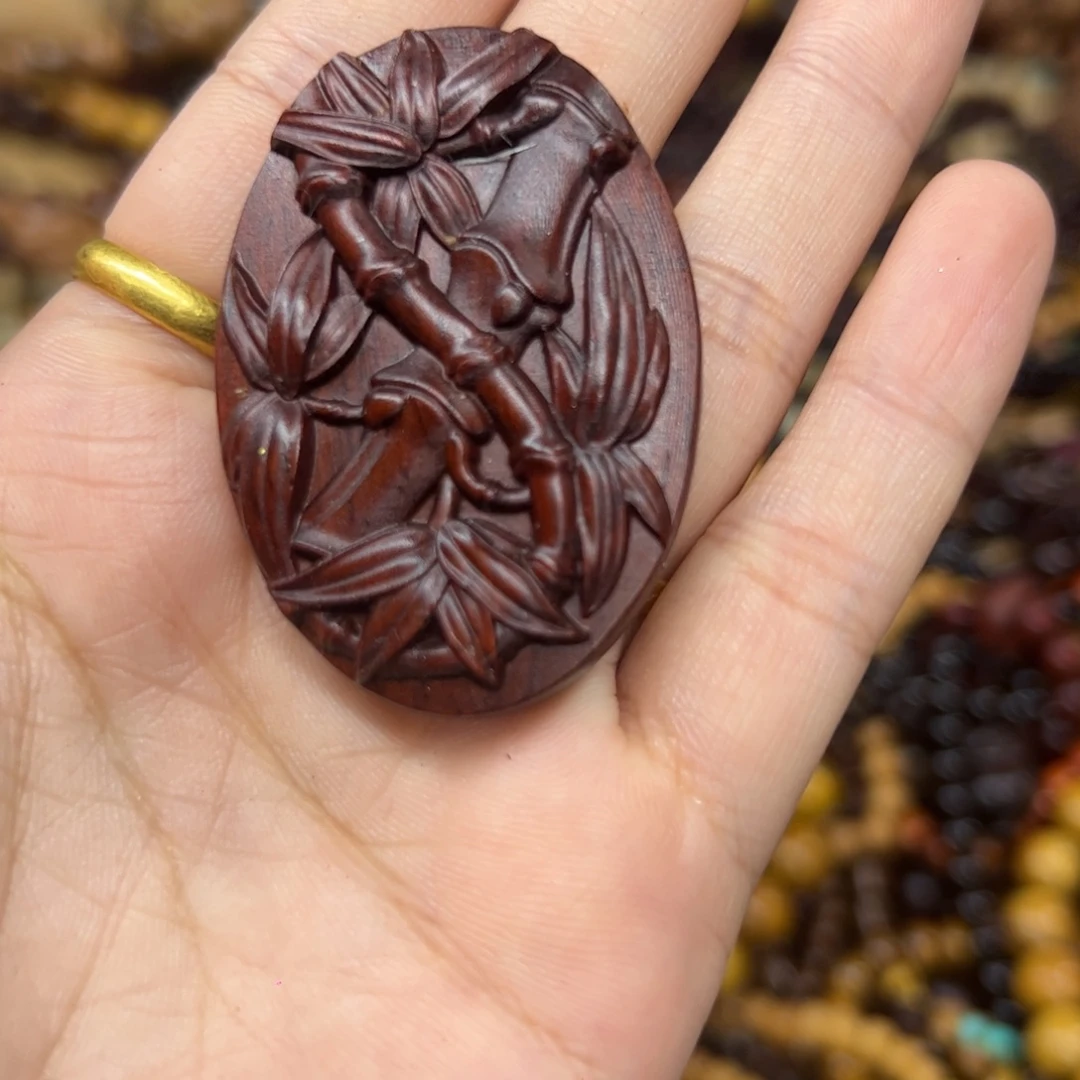 维腊木（绿檀）无事牌