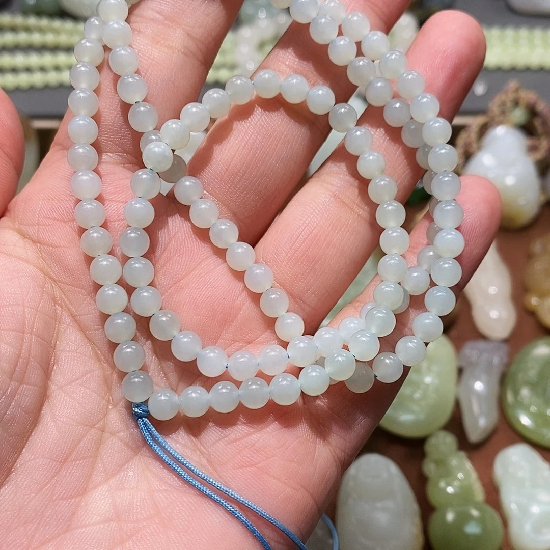 和田玉颈饰未镶嵌?****?