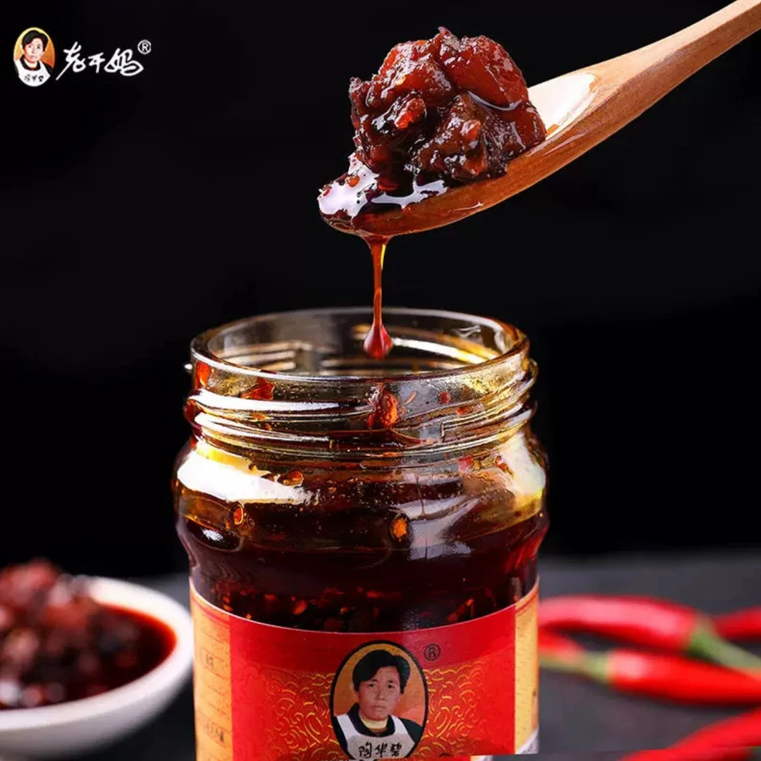 老干妈风味辣子鸡油辣椒贵州特产鸡肉拌饭拌面夹馒头下饭菜