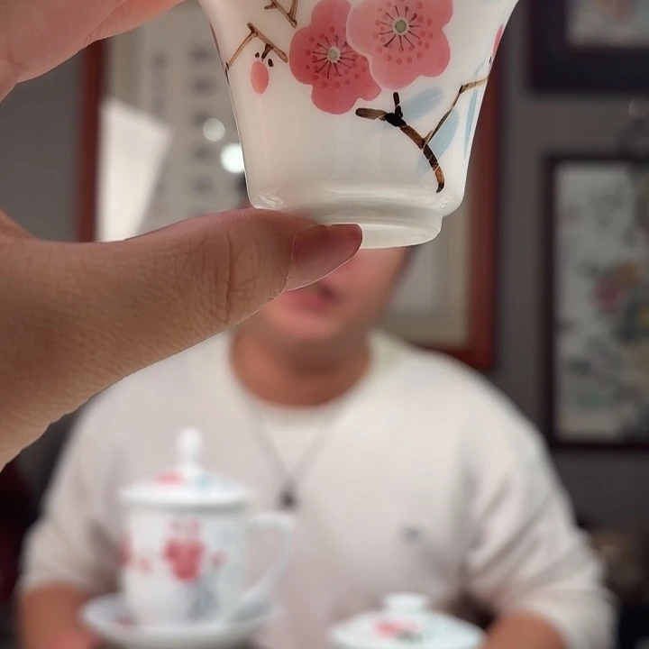 7501翠竹红梅马蹄杯