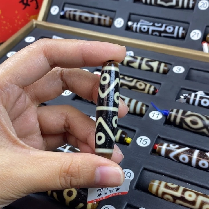 玛瑙/玉髓（覆膜）未镶嵌颈饰