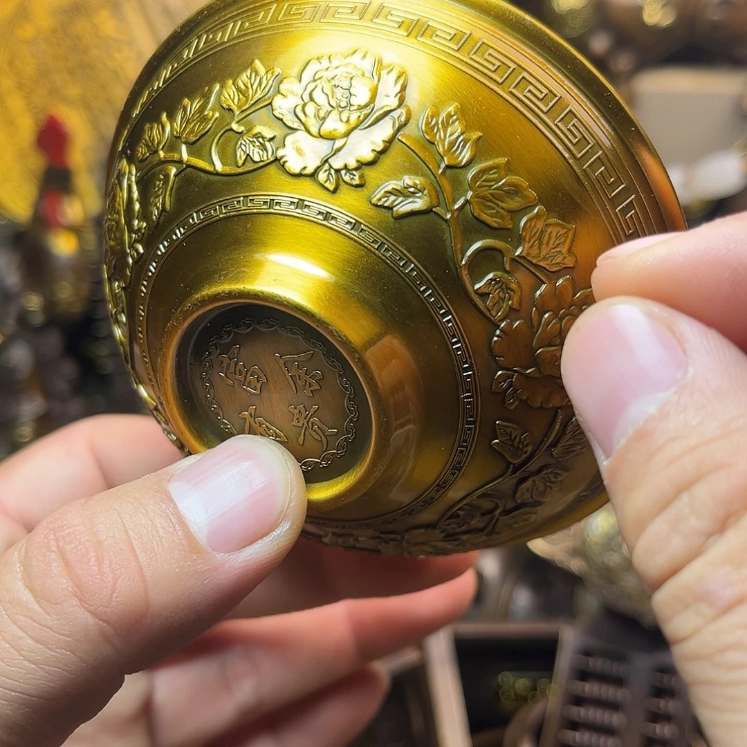 精美铜器工艺品等