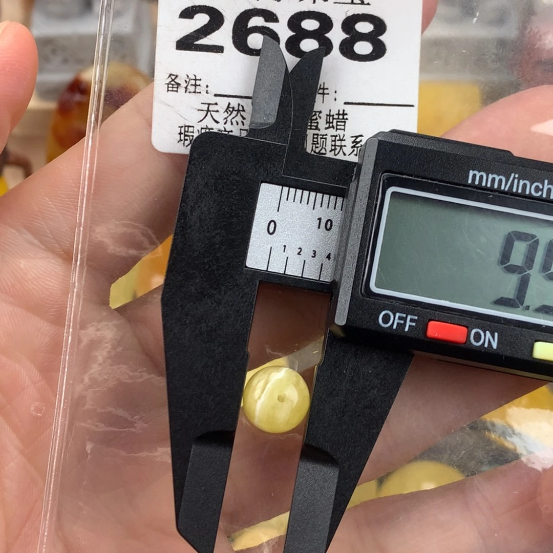 琥珀未镶嵌珠宝奇石裸石