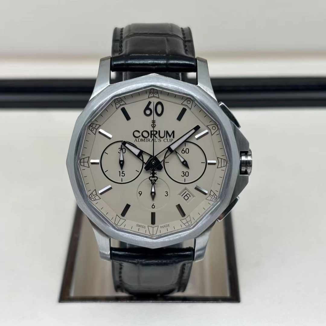 95新 CORUM/昆仑表 海军上将系列/自动/表径42mm/钛金属表壳