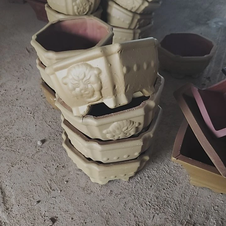 口22*10 瑕疵磕碰裂口不正四个 黄