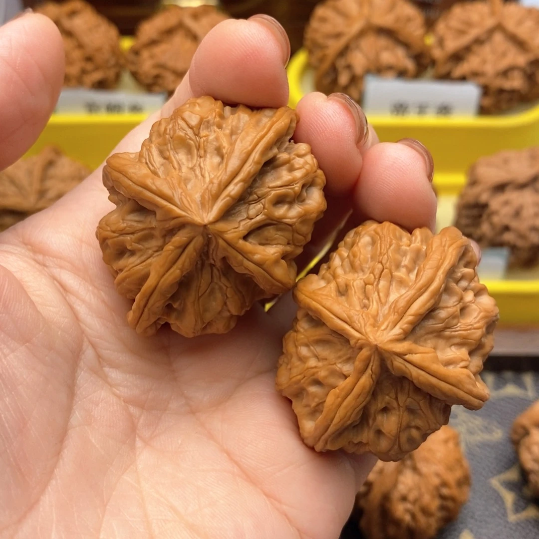 文玩核桃把件44尺全品玉玺正四