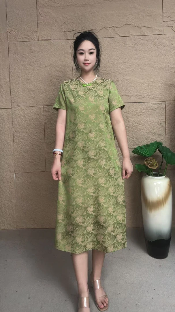 (绿茵）简约时尚显瘦气质女装宽松中长款连衣裙