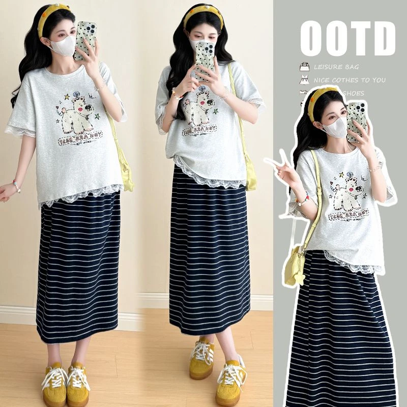 孕妇装2025蕾丝拼接小狗印花宽松棉T+猪鼻扣条纹半身裙休闲套装