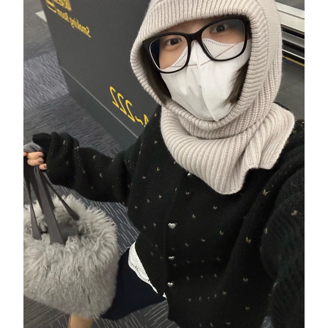 Our2【爱心开衫】秋冬针织复古圆领毛衣【B7492】