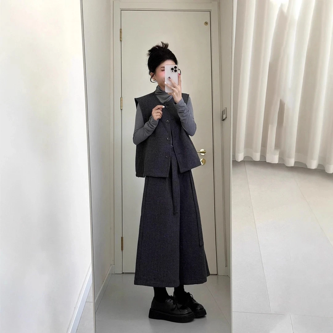 2025秋冬穿搭一整套时尚小香风马甲外套打底衫阔腿裤减龄三件套女