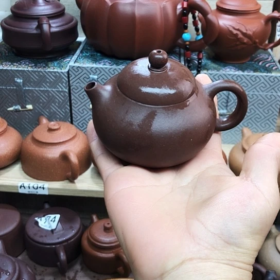 紫砂茶壶紫泥文但170豪升左右半手工