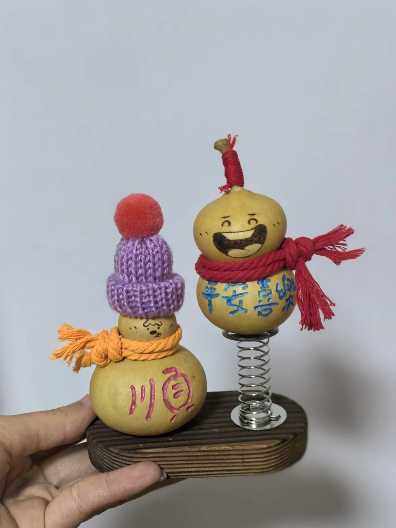 车内摆件家里摆件，招财纳福天然手工文玩葫芦手把件车摆件