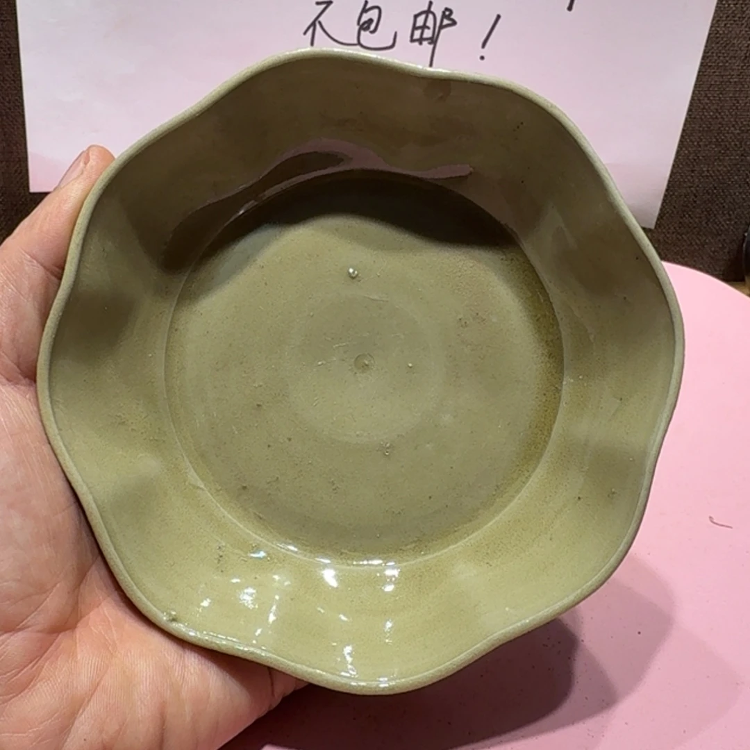 陶其他漂亮的小瓷瓶子