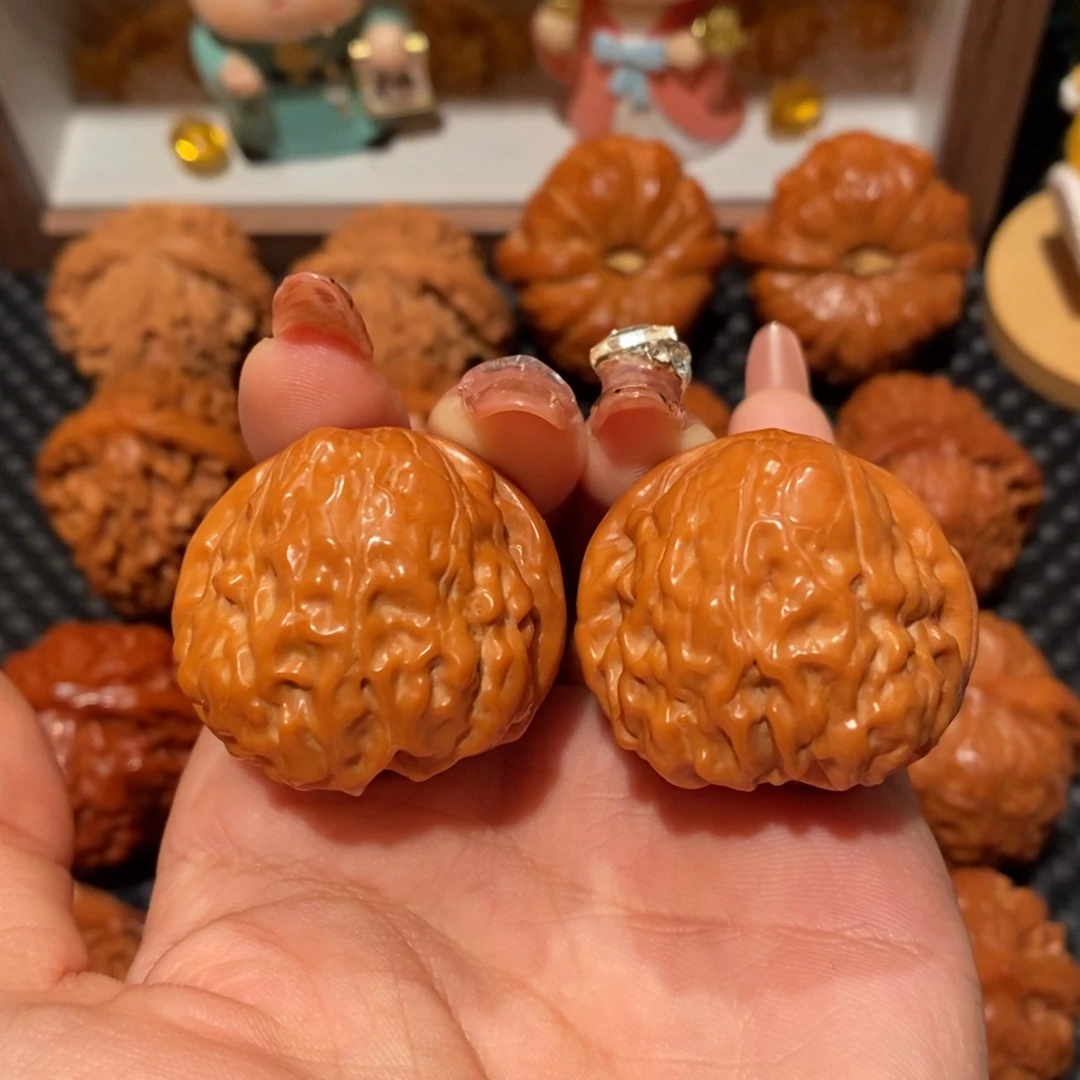 桃核吊坠34.4金蟾尊，0930