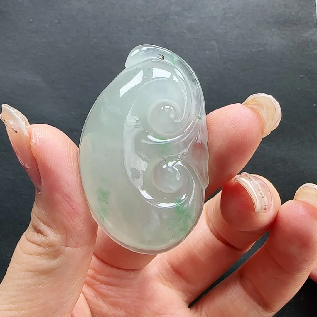 石英质玉（非洲翠）未镶嵌颈饰