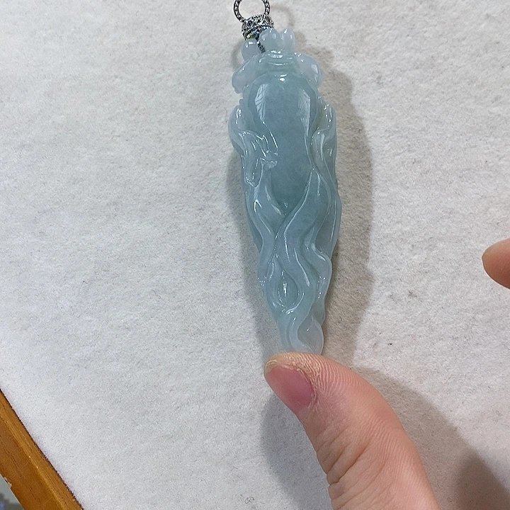 翡翠未镶嵌颈饰翡翠吊坠