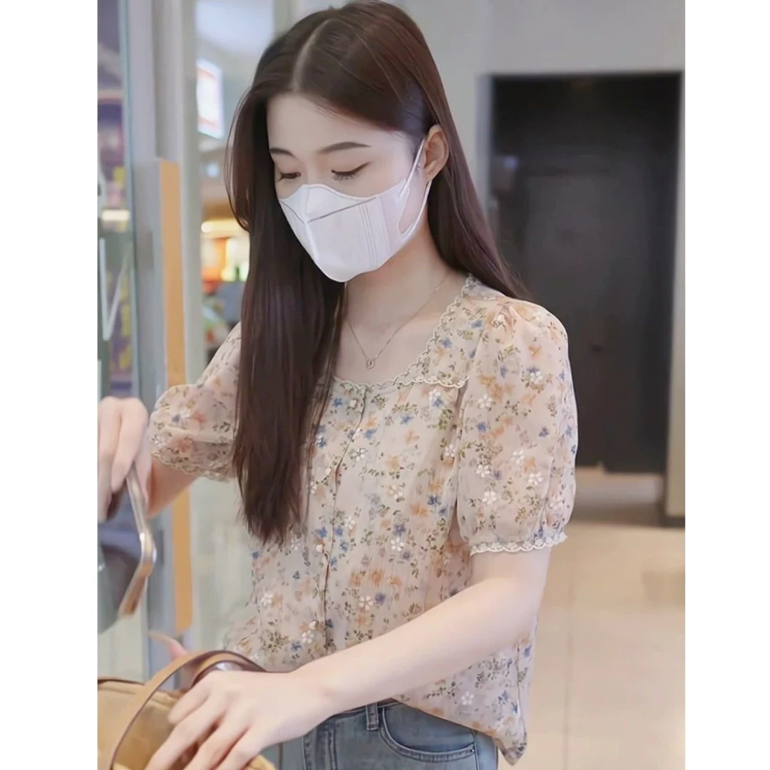 法式圆领碎花短袖衬衫女2025夏季新款设计感百搭宽松显瘦上衣