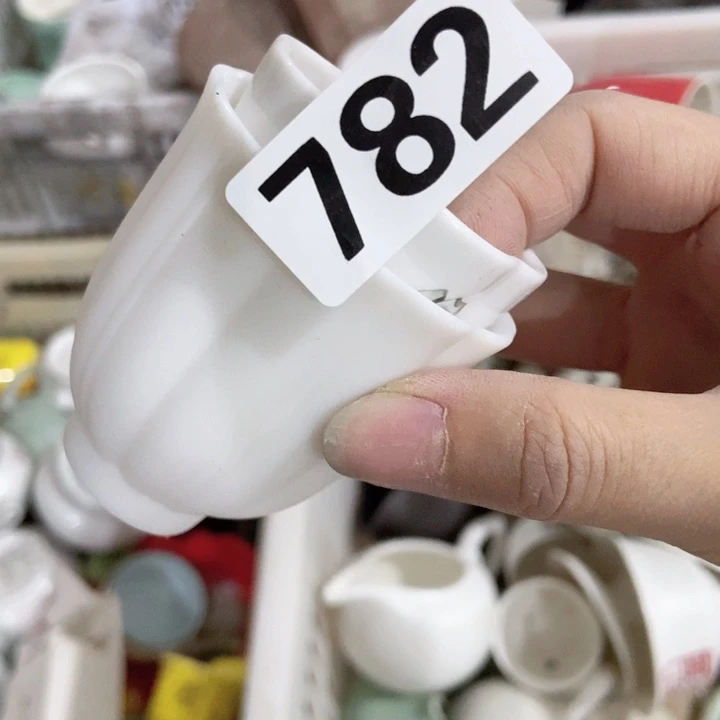 茶具微瑕，介意勿拍