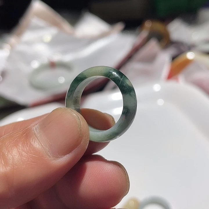 翡翠未镶嵌吊坠(不含链)卡17