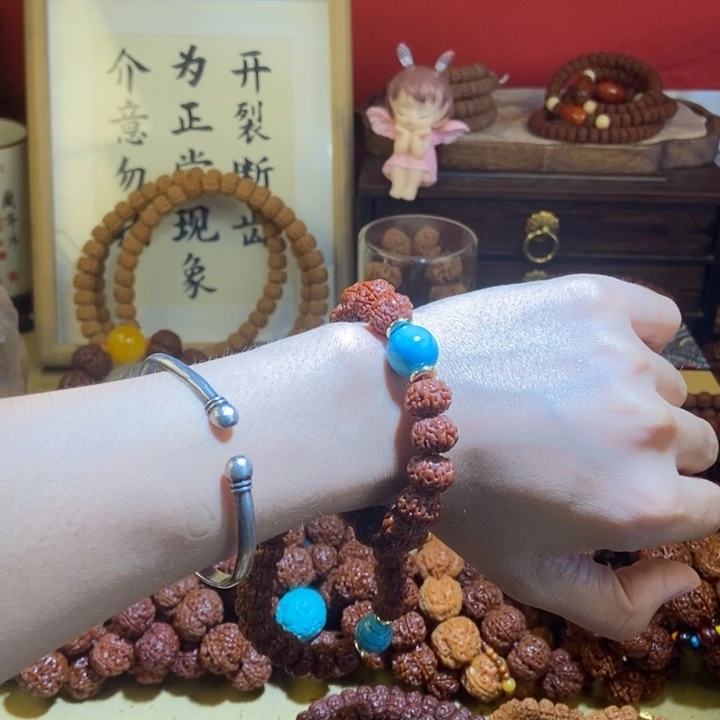 吊坠金刚菩提云****司126玉化单金色隔片蓝圆珠