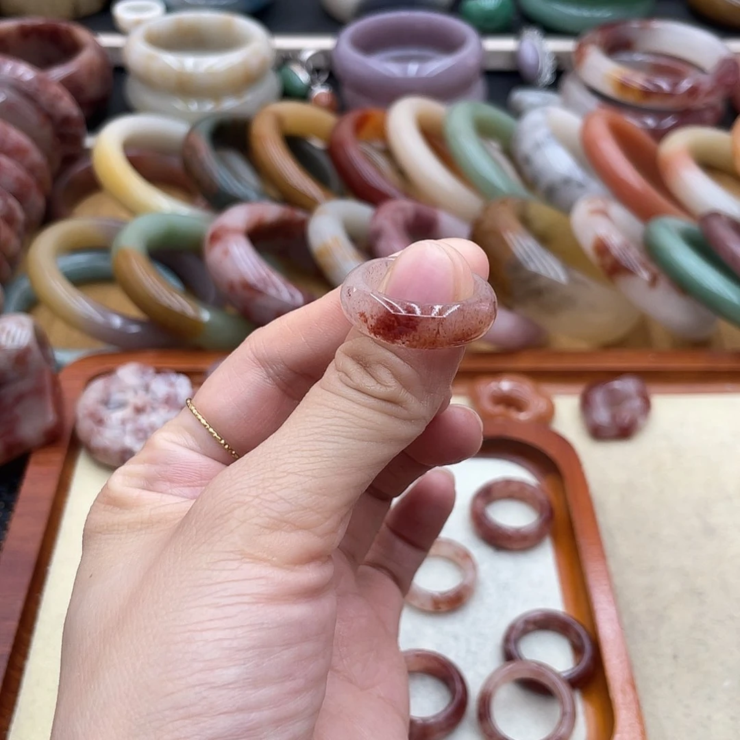 石英岩玉圈口齐全未镶嵌✨****?