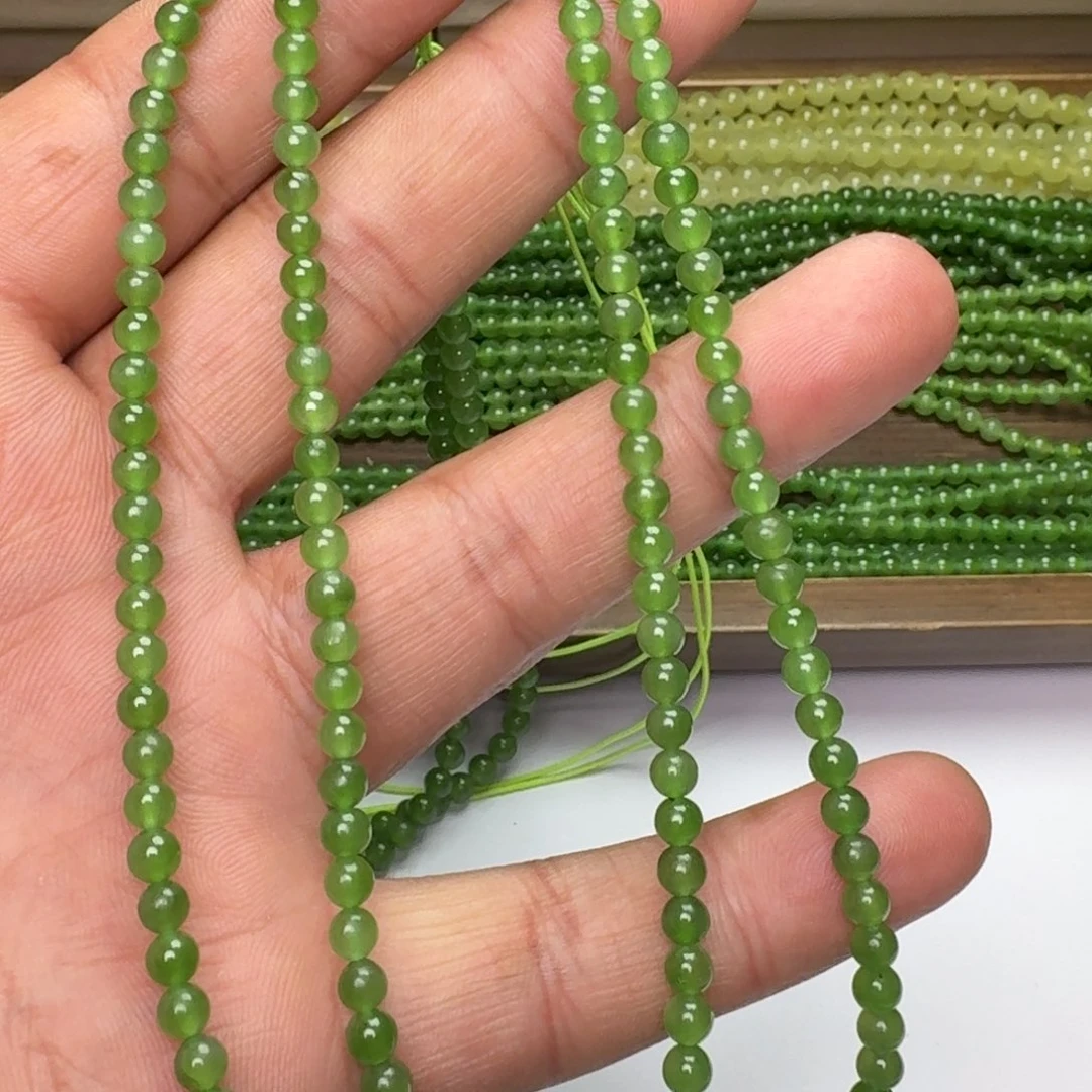 和田玉未镶嵌颈饰碧玉冰阳绿卡4 买一发一