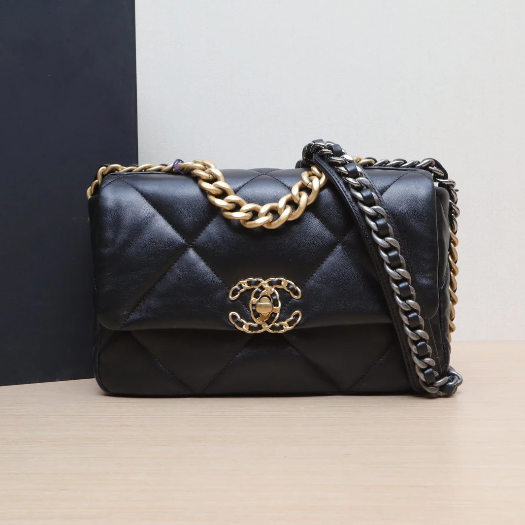 99新 Chanel/香奈儿 花花19BAG 口盖包 小号 26cm 皮革S 芯片开