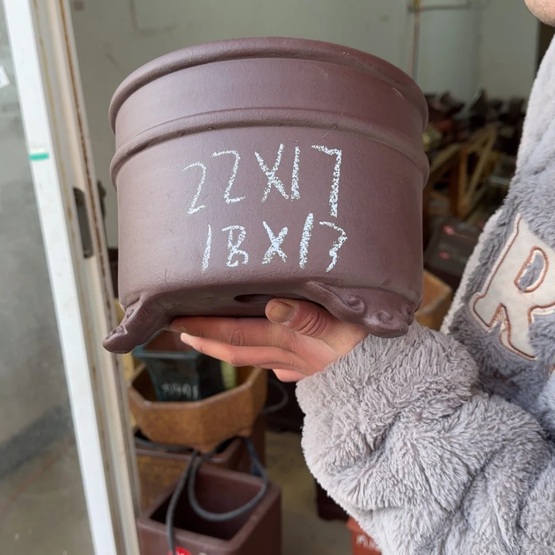 紫砂花盆呜呜呜呜