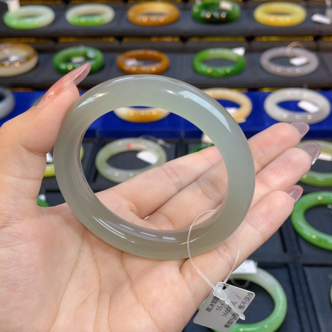 和田玉手镯未镶嵌紫*星