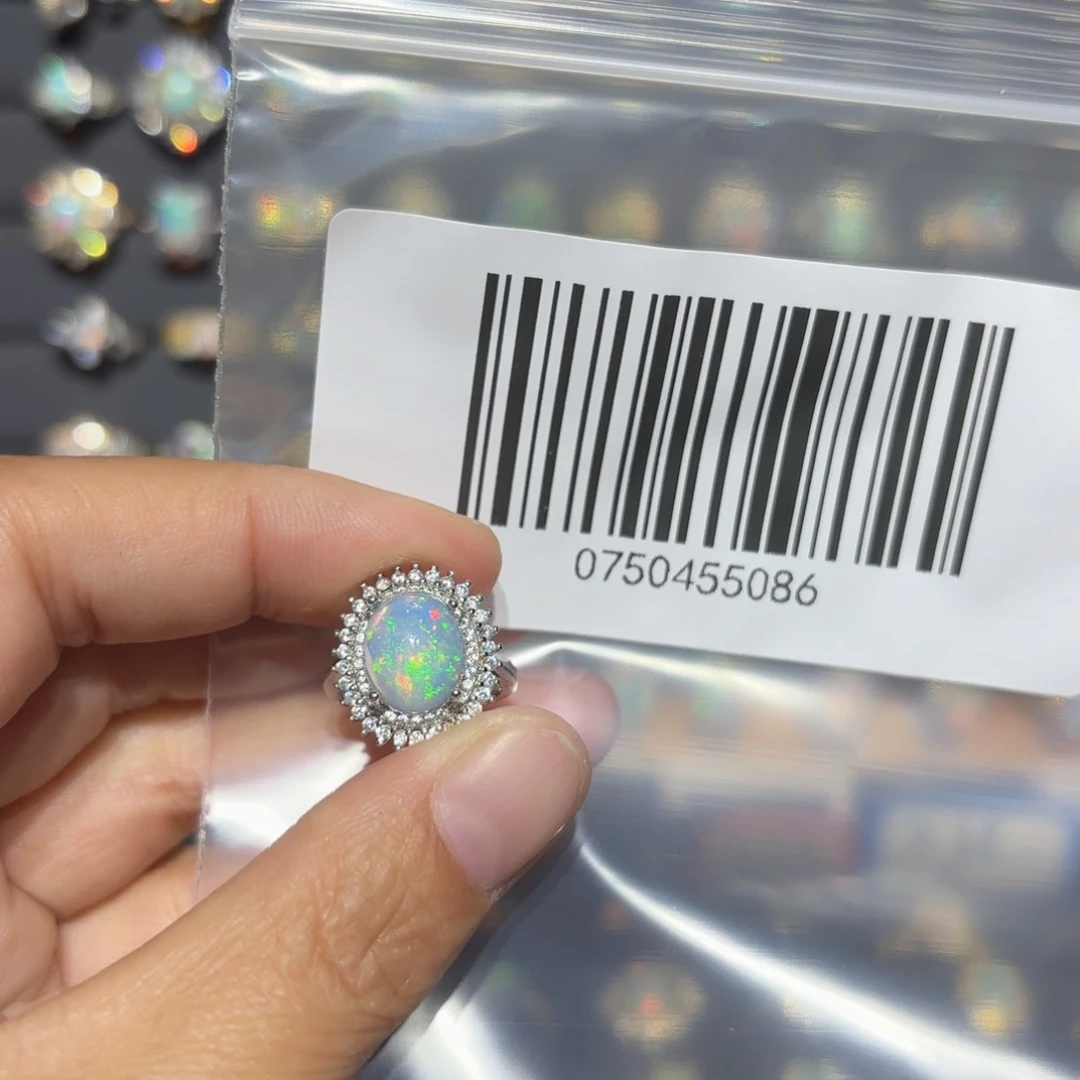 ****一欧泊银S925镶嵌戒指