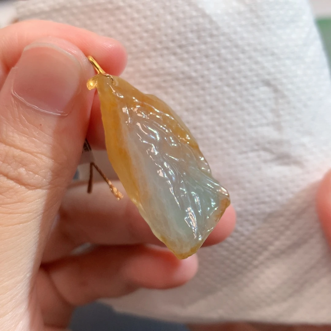 翡翠未镶嵌吊坠(不含链)907