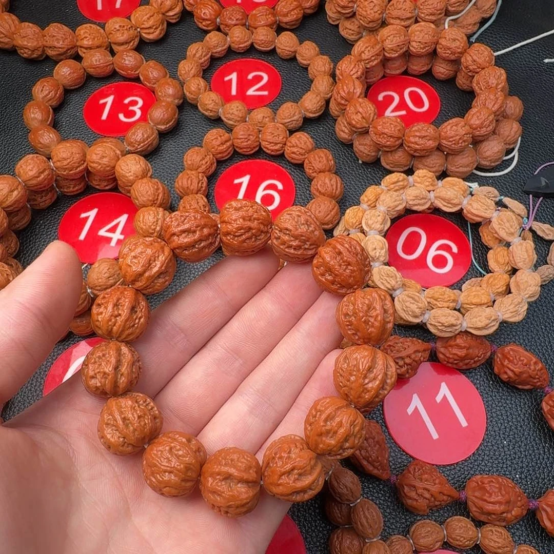 饿***子吊坠文玩核桃八棱