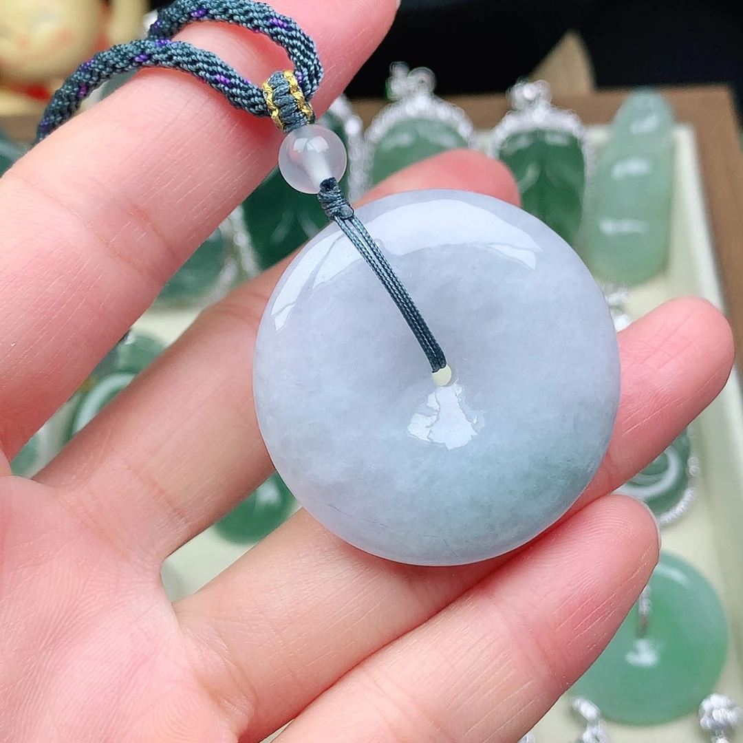 翡翠未镶嵌颈饰吊坠