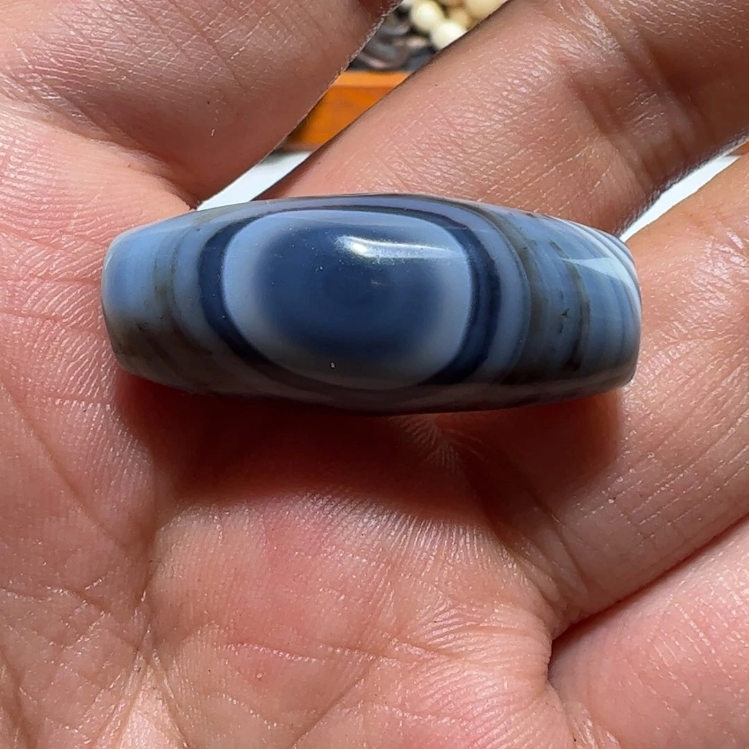 玻璃颈饰墨白藏传出品04