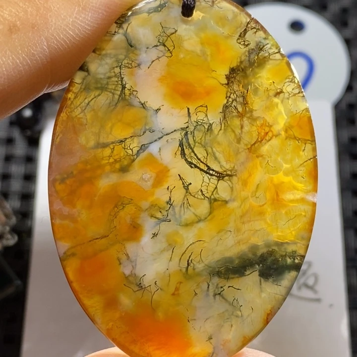 未镶嵌颈饰玛瑙/玉髓清*灵