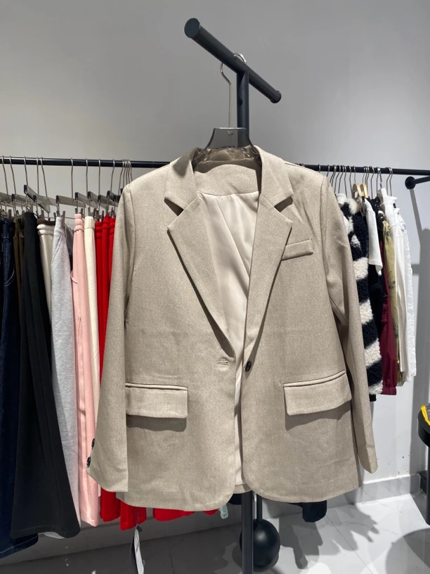 新品韩版百搭外套 9579