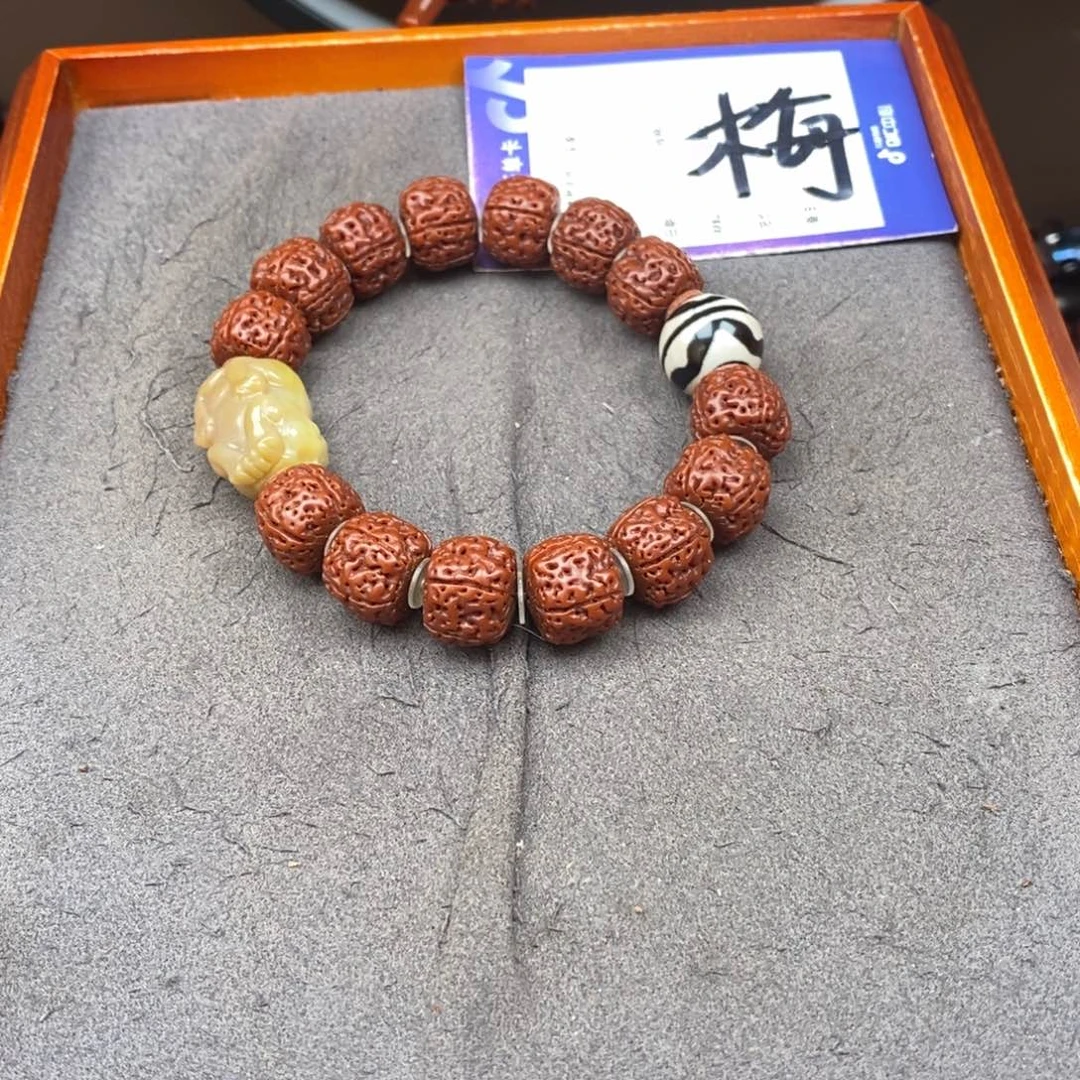 金刚菩提吊坠风****?金刚