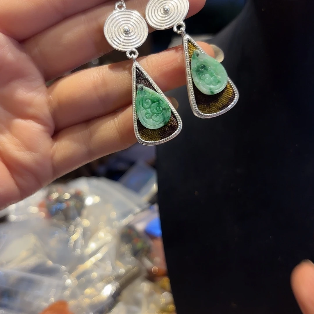 翡翠未镶嵌颈饰原创