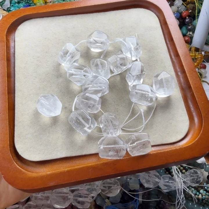 查罗石合金珠宝半成品三颗白水