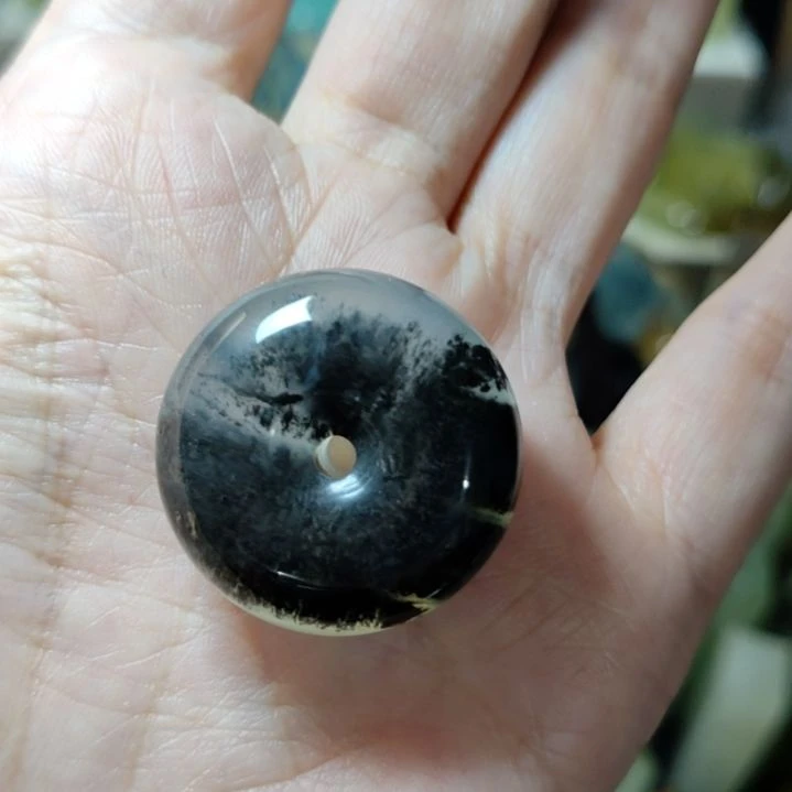 岫玉未镶嵌平安扣