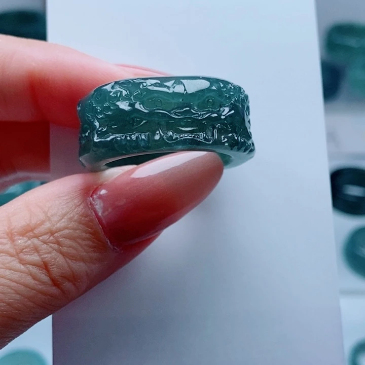 包***发翡翠戒指未镶嵌翡翠