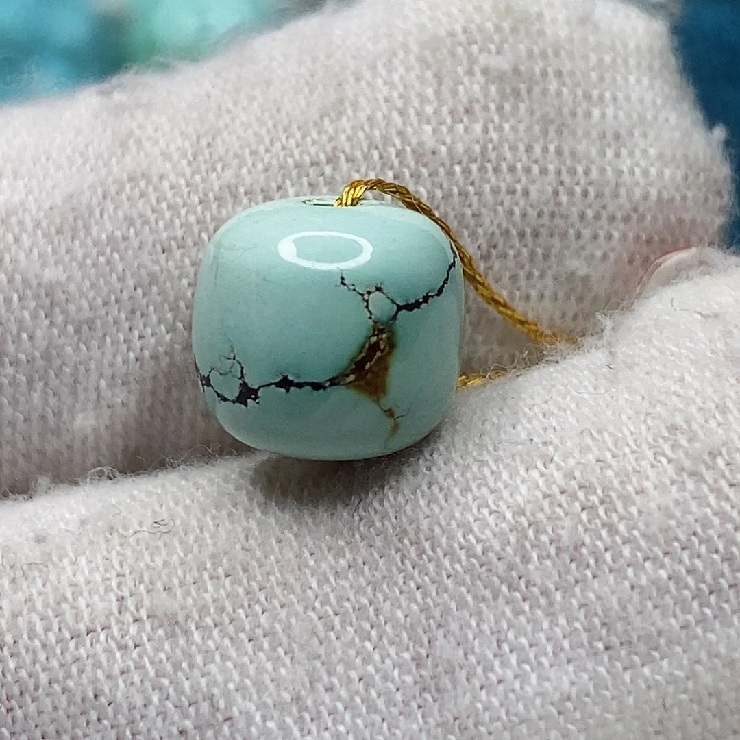 绿松石未镶嵌天然原矿 带武汉地大证书