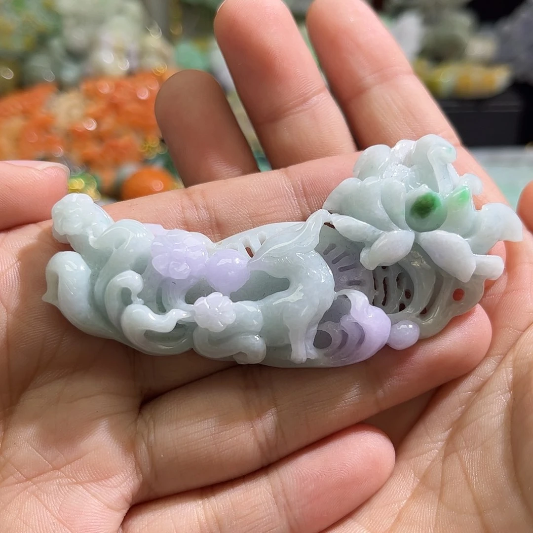 翡翠未镶嵌颈饰待编织