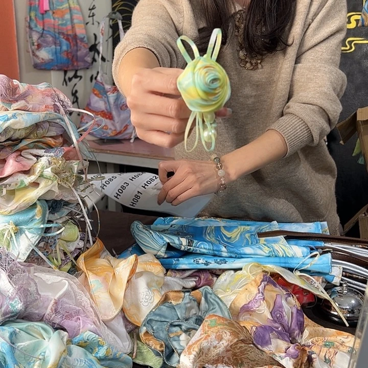 *****080玫瑰发圈不退不换