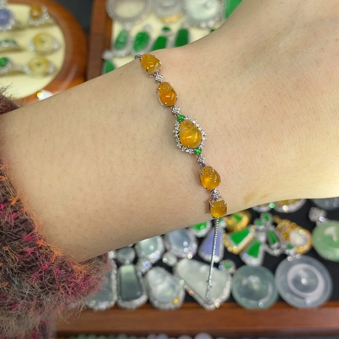 翡翠18K金镶嵌颈饰A