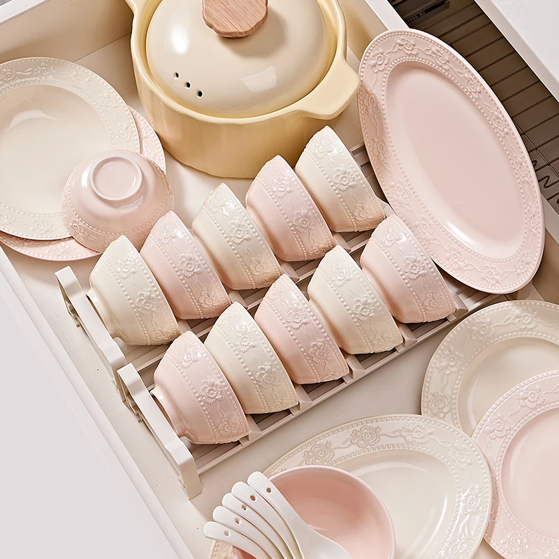 景德镇高颜值碗盘餐具全套2025新款浮雕法式家用乔迁送礼餐具套装