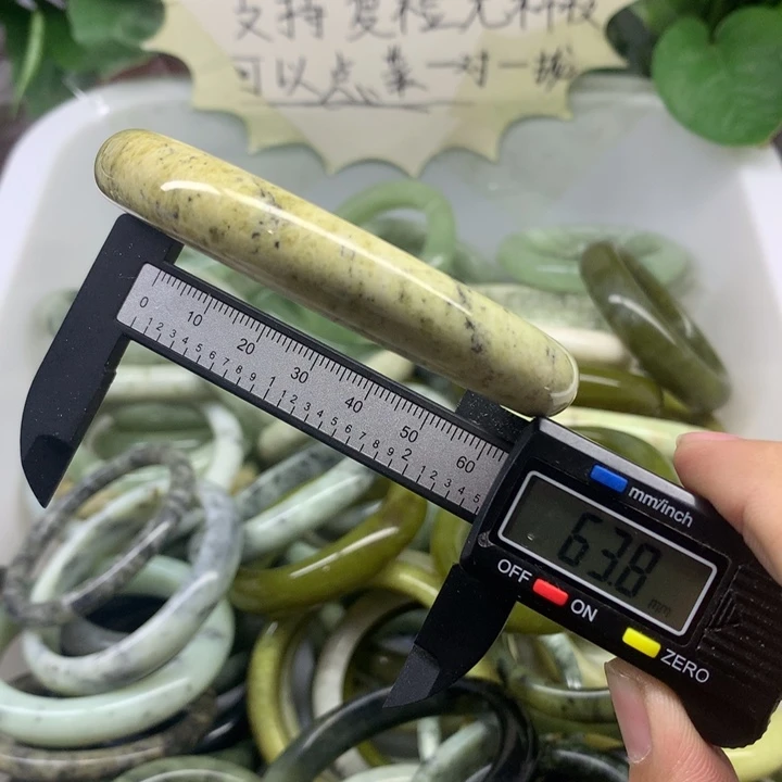 蛇纹石玉未镶嵌手镯14