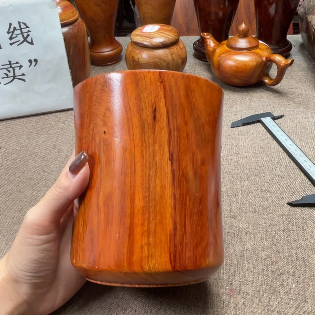 大果紫檀（缅甸花梨）笔筒